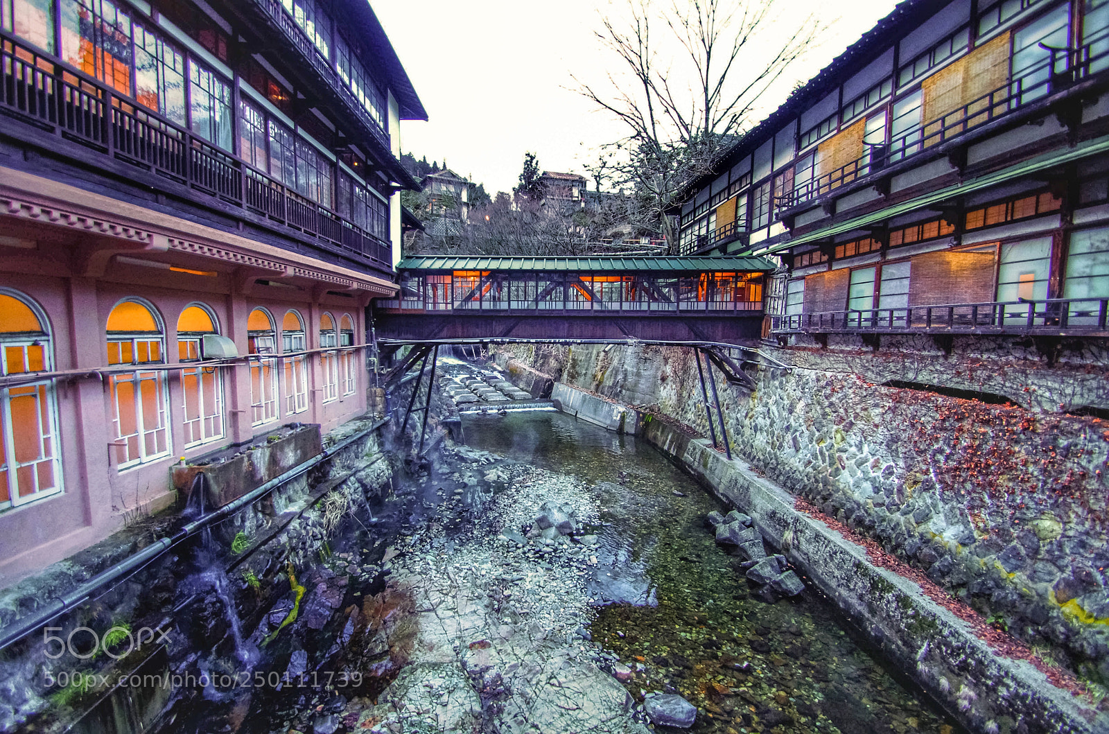 Pentax K-5 sample photo. Old style 2... sekizen-kan 積善館 photography