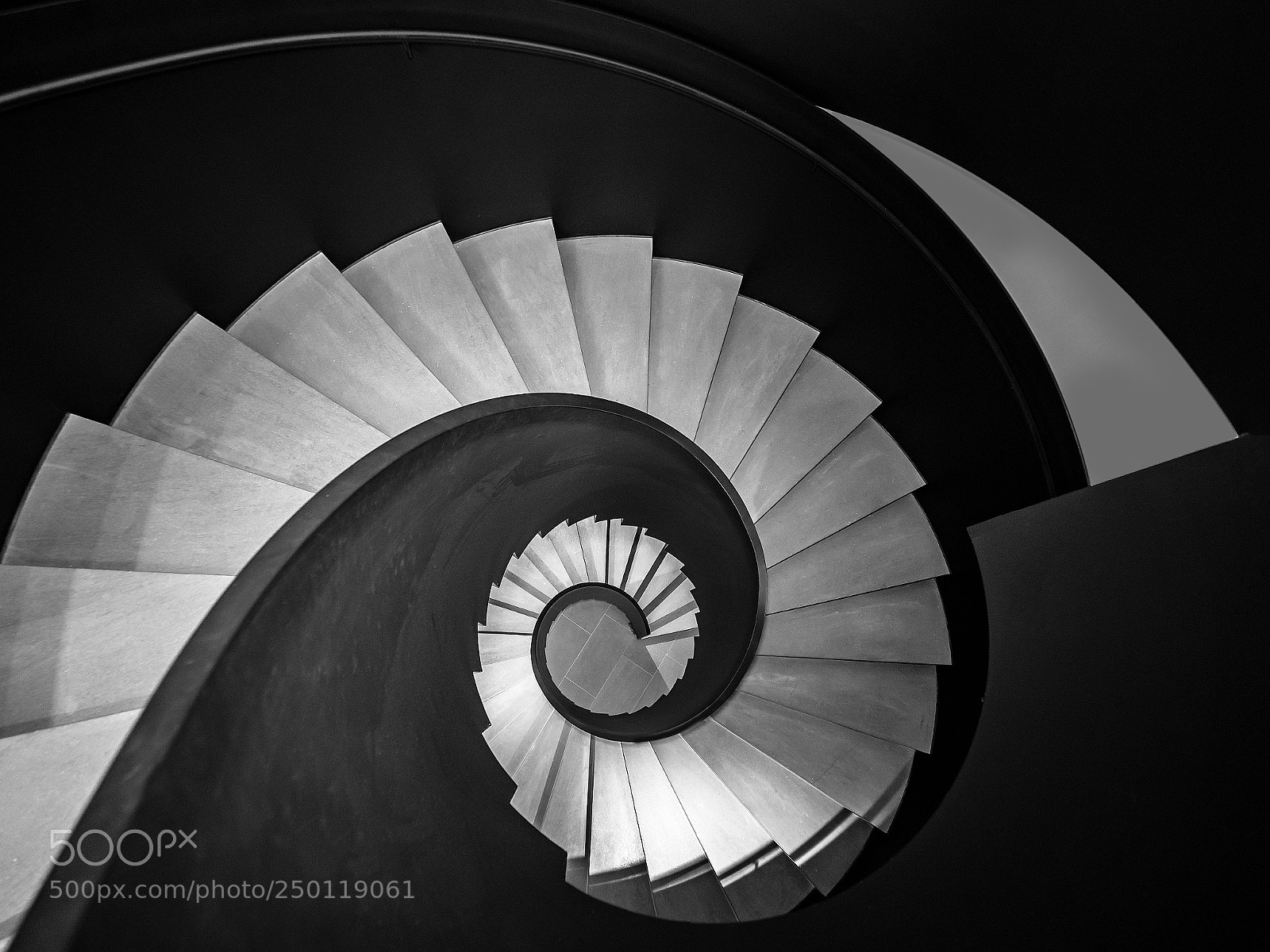 Panasonic Lumix DC-G9 sample photo. Staircase. castle mannheim. photography