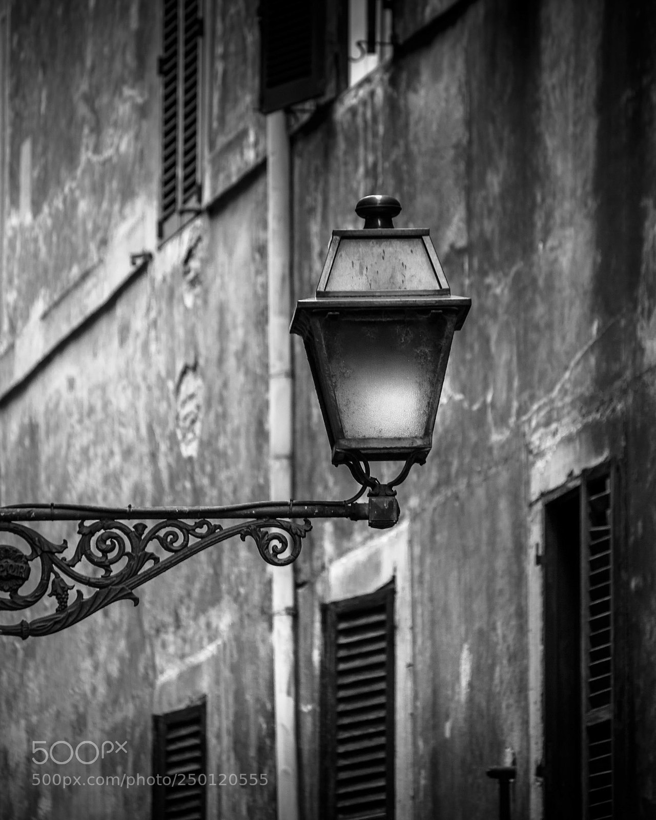 Canon EOS 70D sample photo. Street light photography