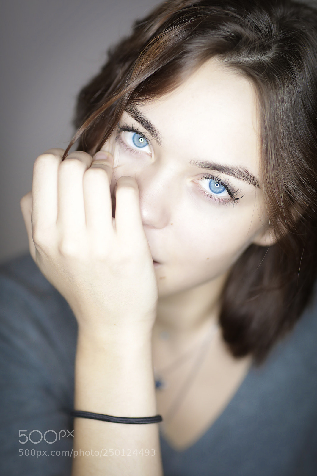 Canon EOS 5D Mark IV sample photo. The most beautiful hands photography