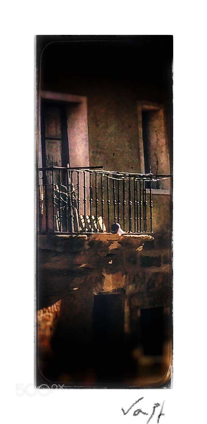 Apple iPhone 6 sample photo. “balcón” photography