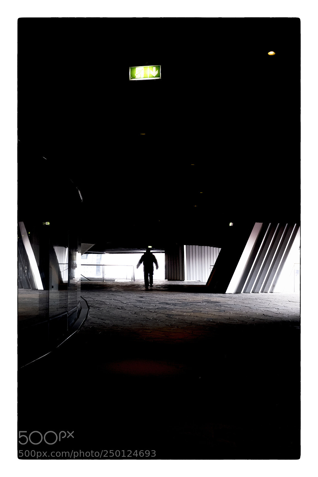 Fujifilm X100F sample photo. Exit photography