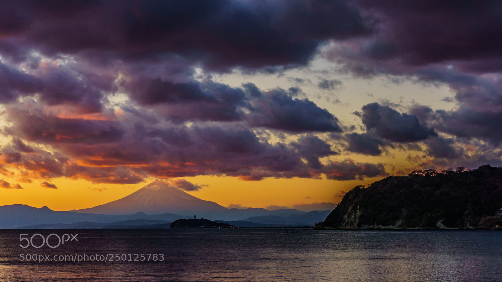 Sony a6000 sample photo. Sunset at zushi beach photography