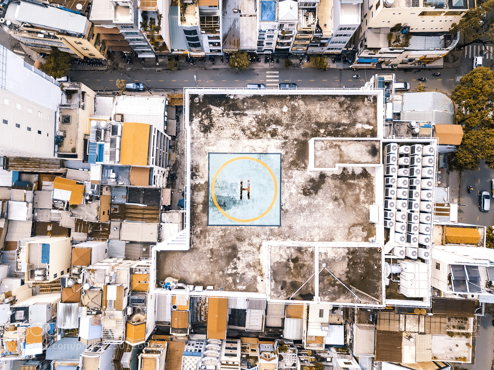 DJI FC220 sample photo. Drone view of landing photography