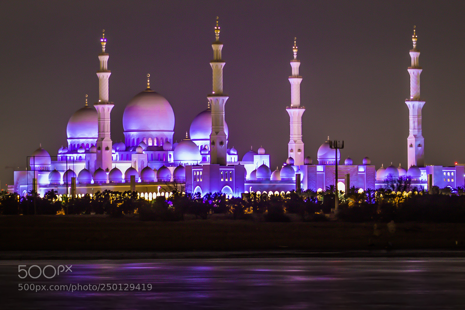 Canon EOS 600D (Rebel EOS T3i / EOS Kiss X5) sample photo. Grand mosque photography