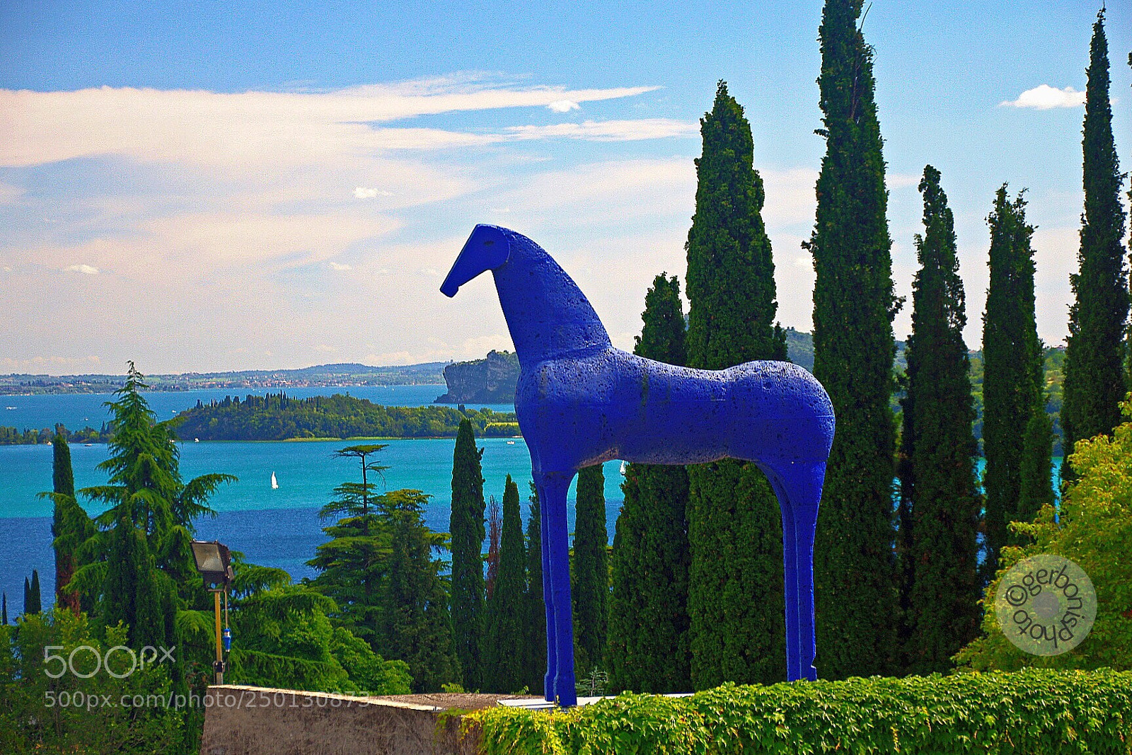 Pentax K-5 sample photo. The blue horse on photography