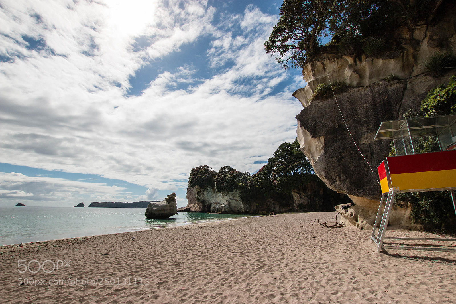 Canon EOS 70D sample photo. Cathedral cove beach photography