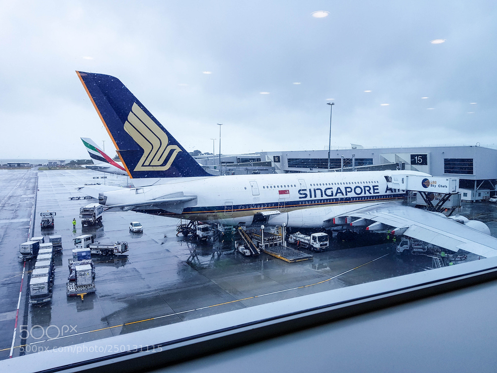 Samsung Galaxy S8 sample photo. Airport auckland a380 singapore photography