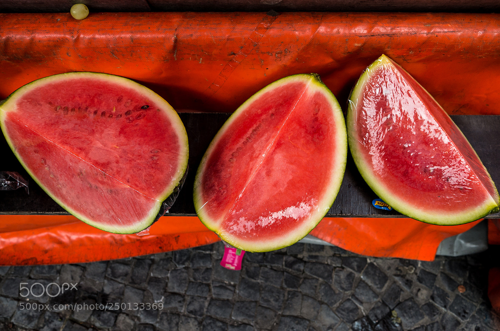 Panasonic Lumix DMC-GX7 sample photo. 3 melons and a grape photography