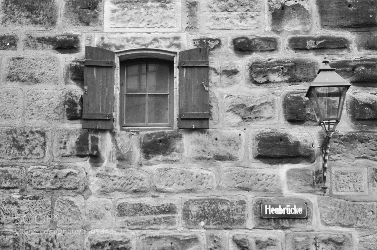Nikon D90 sample photo. Lamp and window photography