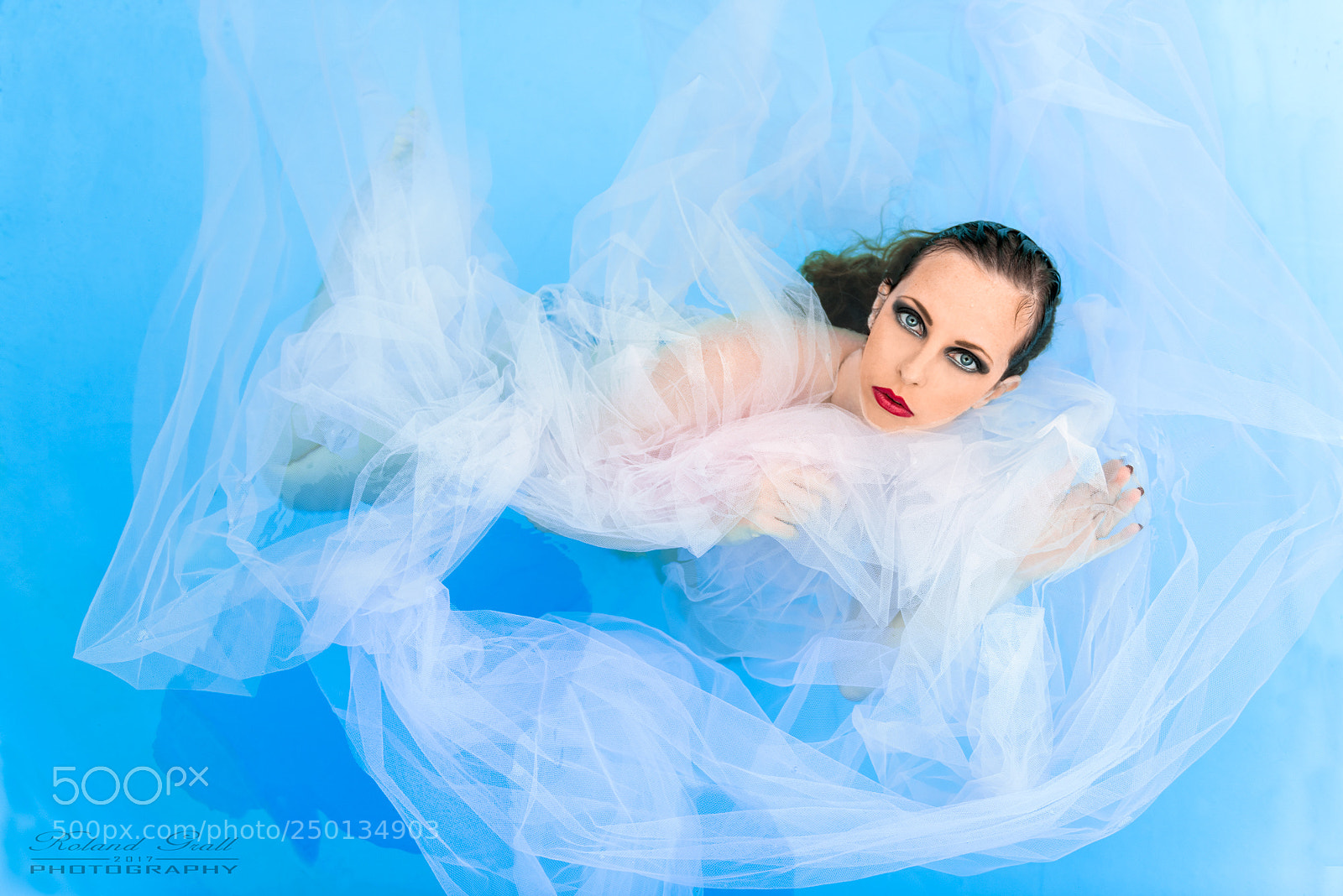 Nikon D810 sample photo. Swimming dance photography