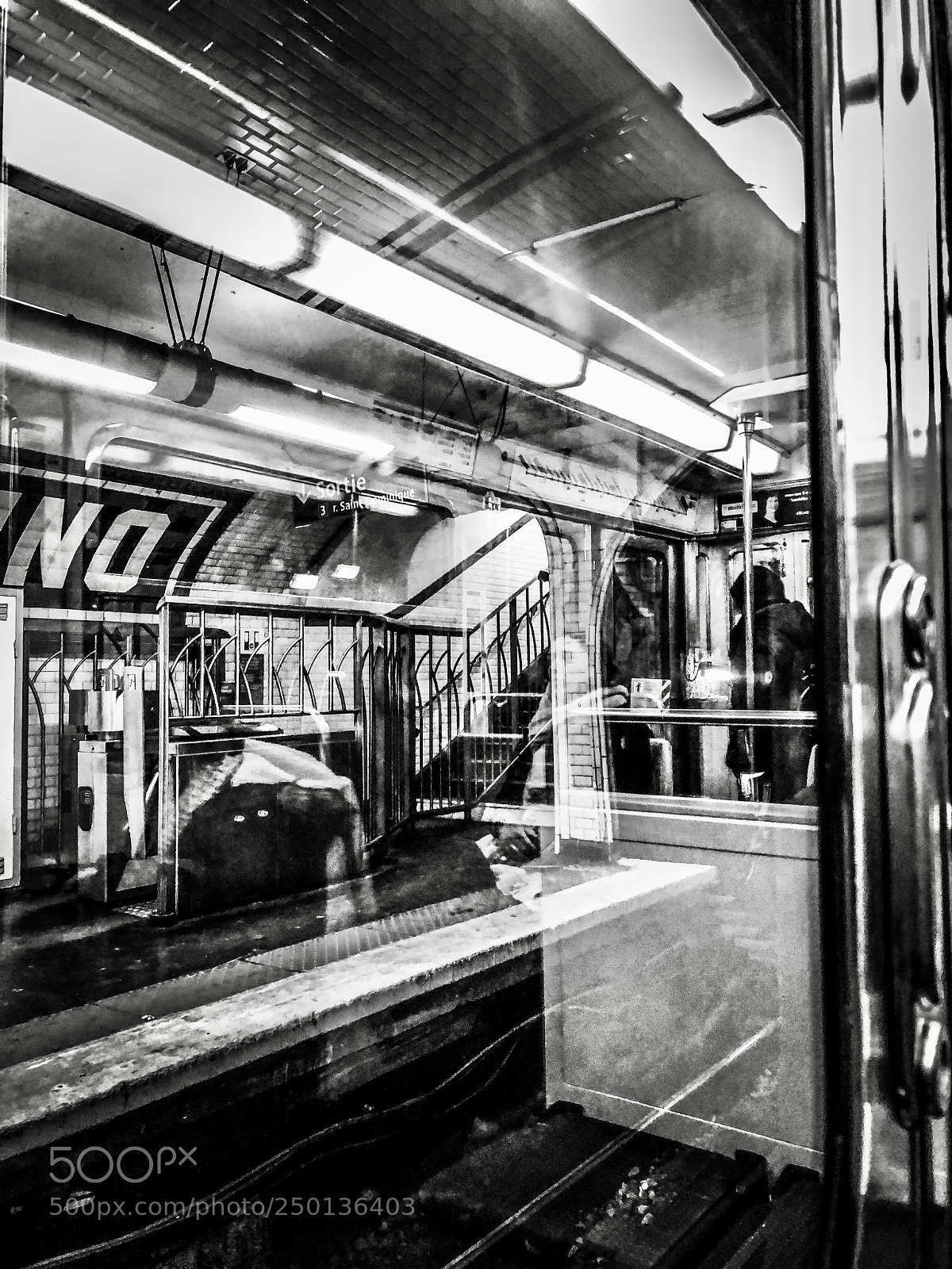 Apple iPhone 8 sample photo. Traveling photography
