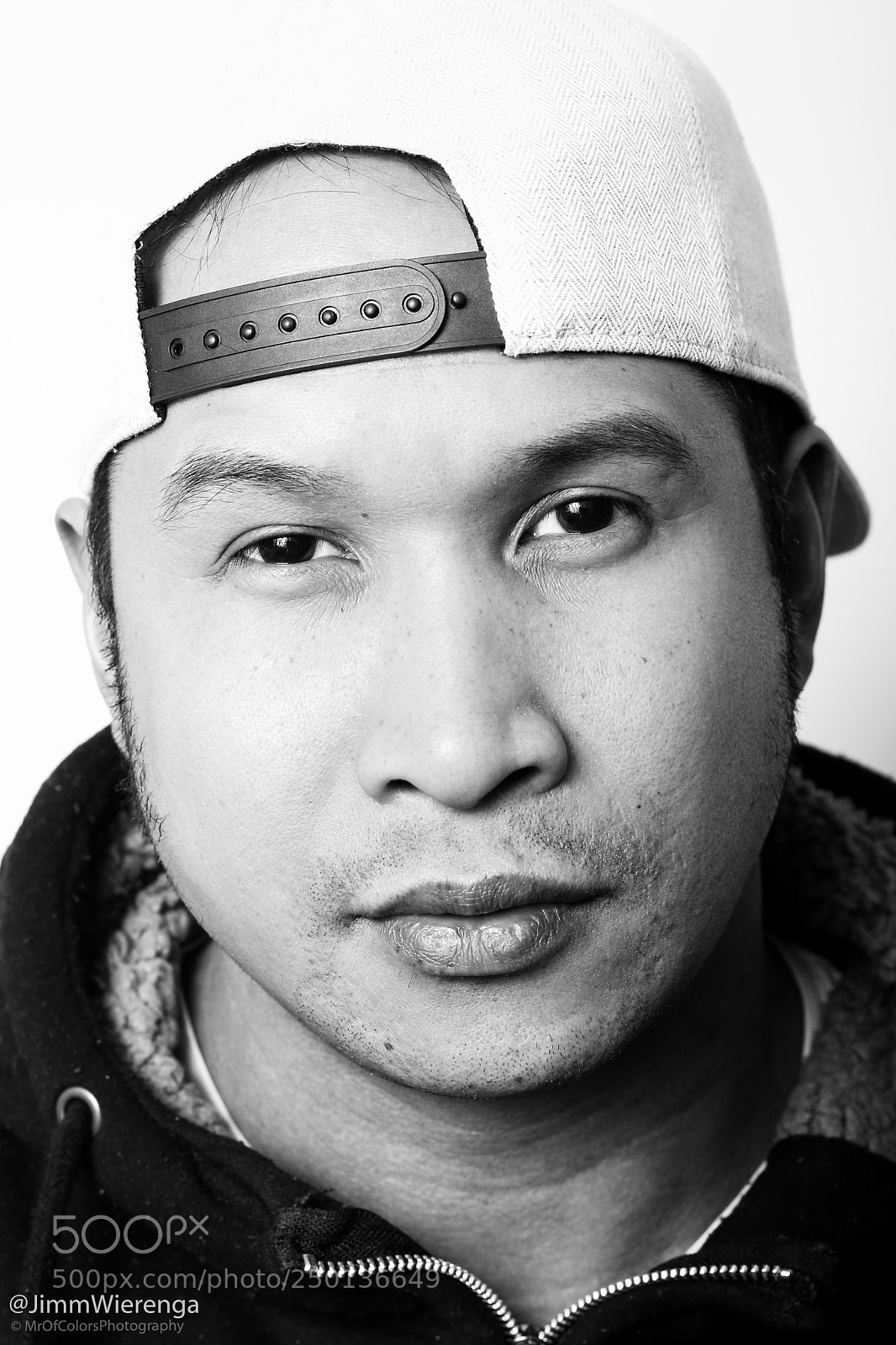 Canon EOS 80D sample photo. Portrait 2 of singer photography
