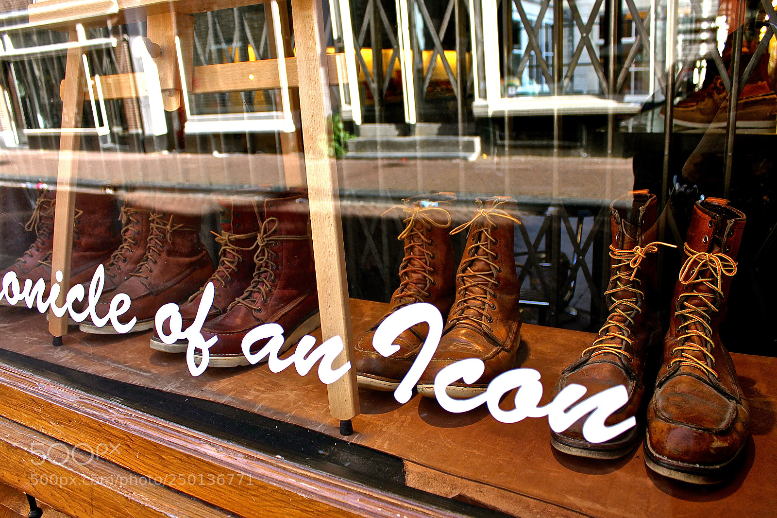 Canon EOS 500D (EOS Rebel T1i / EOS Kiss X3) sample photo. Red wing shoes amsterdam photography