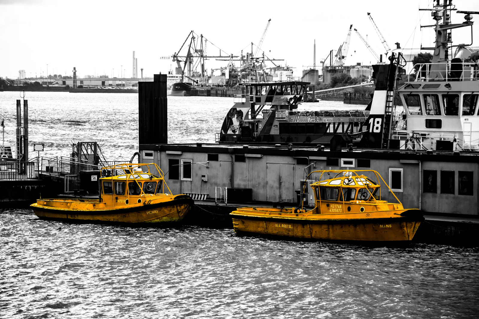 Nikon D7100 sample photo. Yellow boats photography