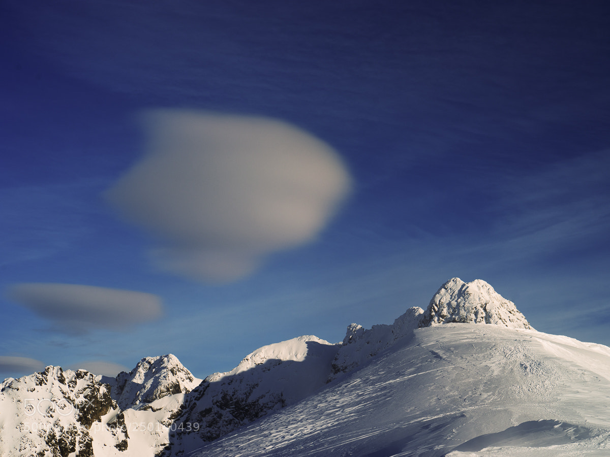 Sony a7 II sample photo. Landscape with a cloud. photography