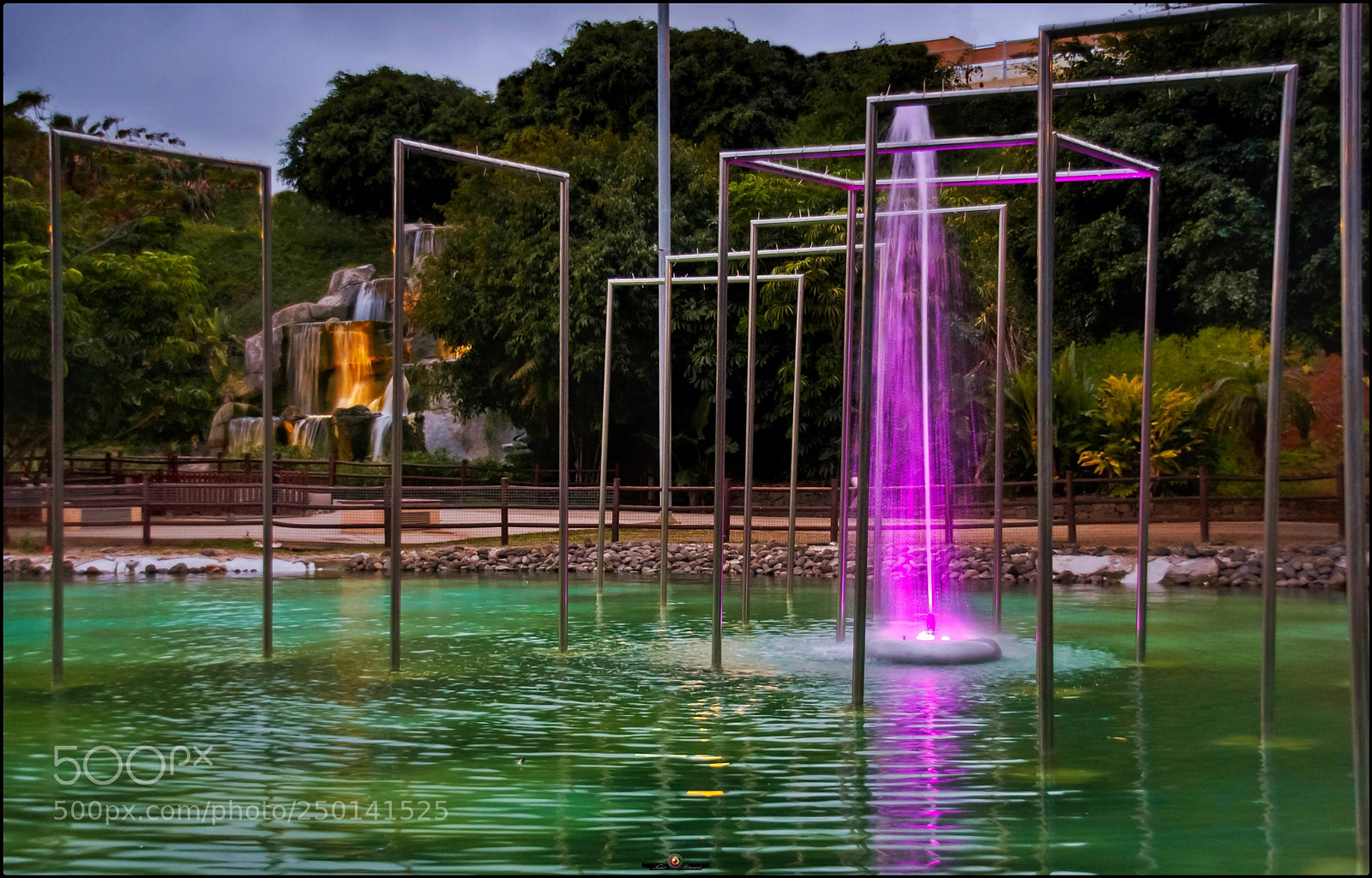 Canon EOS 40D sample photo. Luces en el parque photography