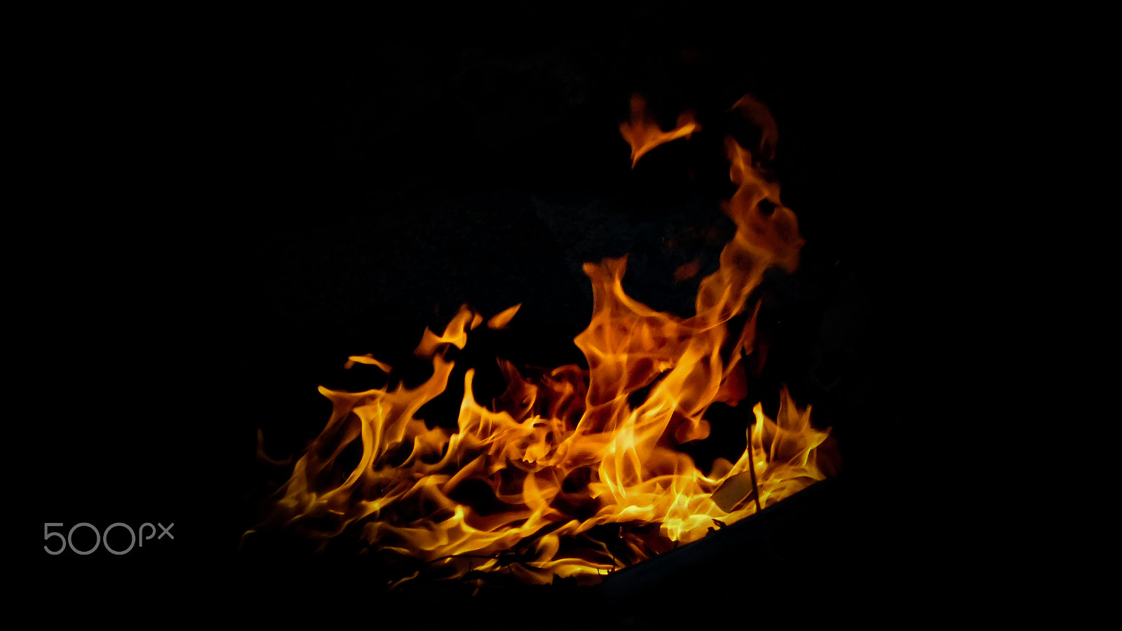 Nikon Coolpix S7000 sample photo. Fire photography