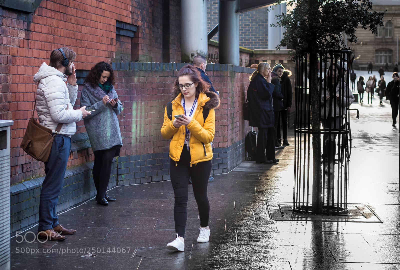 Canon EOS M5 sample photo. Commuters photography