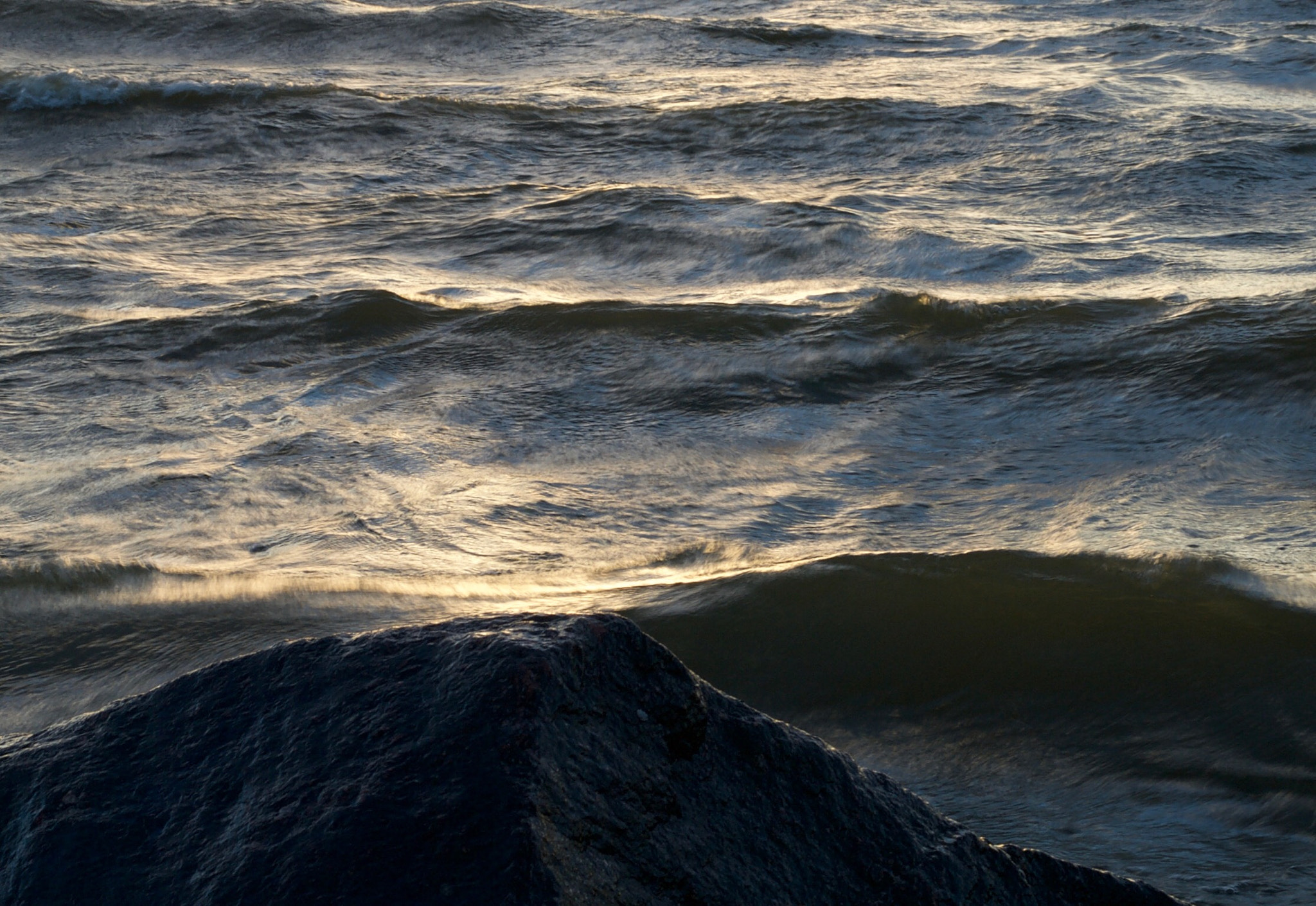 Samsung NX11 sample photo. The steel wave photography