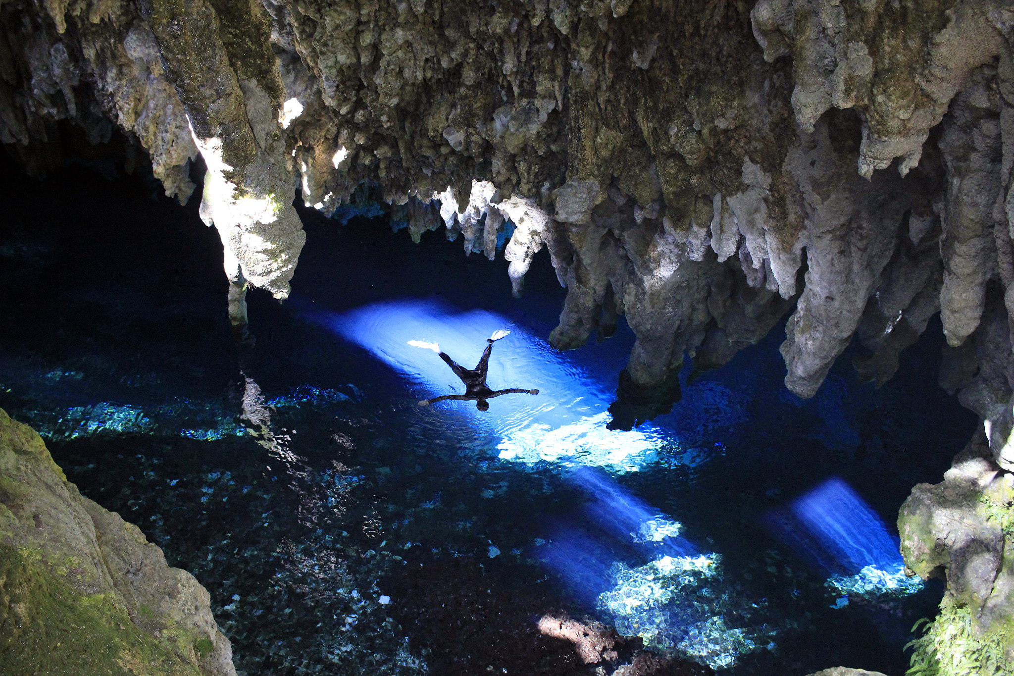 Canon EF-S 24mm F2.8 STM sample photo. Mystic cave photography