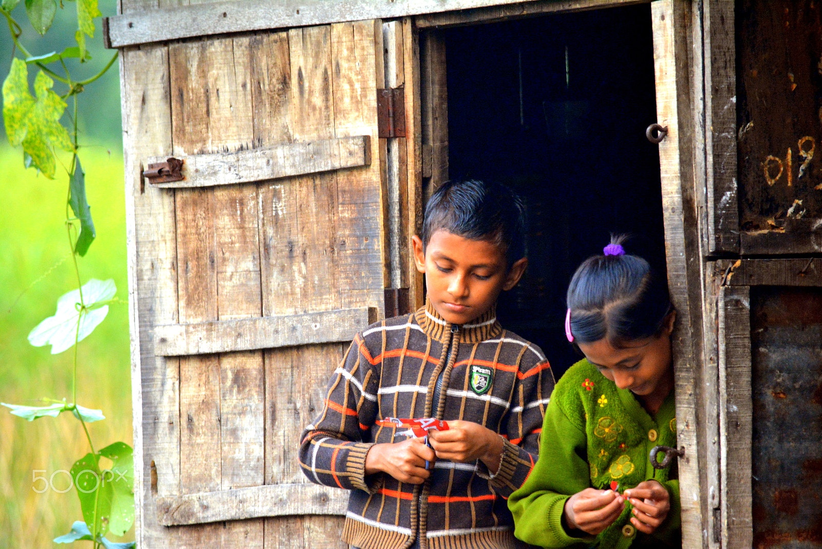 Nikon D5200 sample photo. Tales of childhood photography