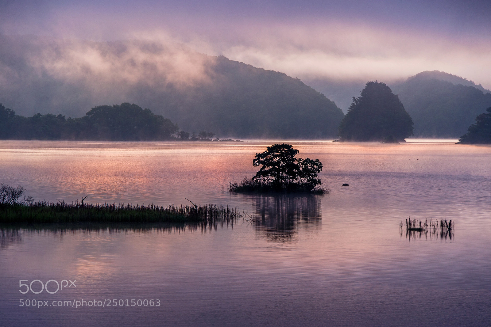 Nikon D3S sample photo. Akimoto lake in the photography