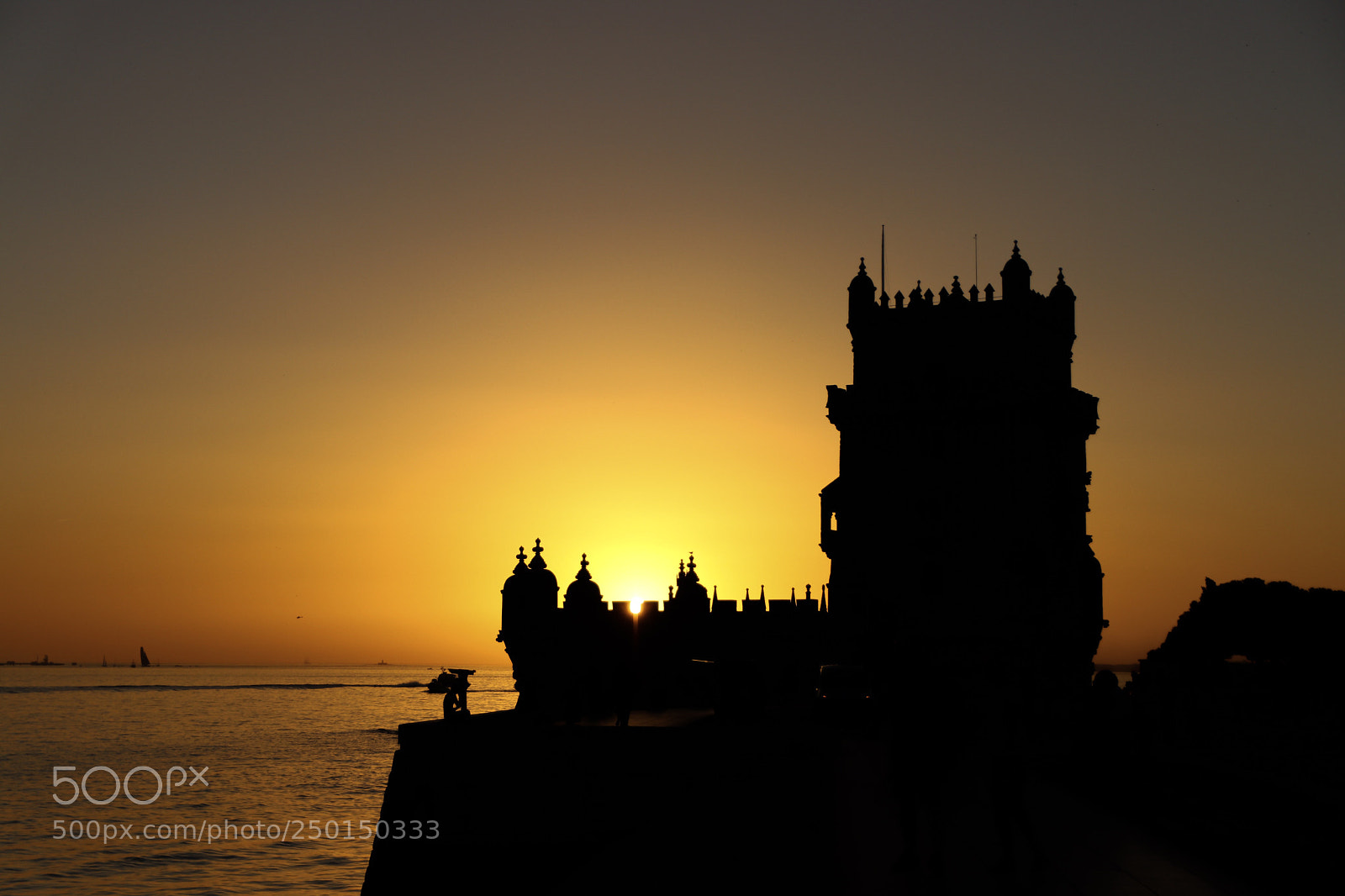 Canon EOS 80D sample photo. Sombras y atardeceres photography