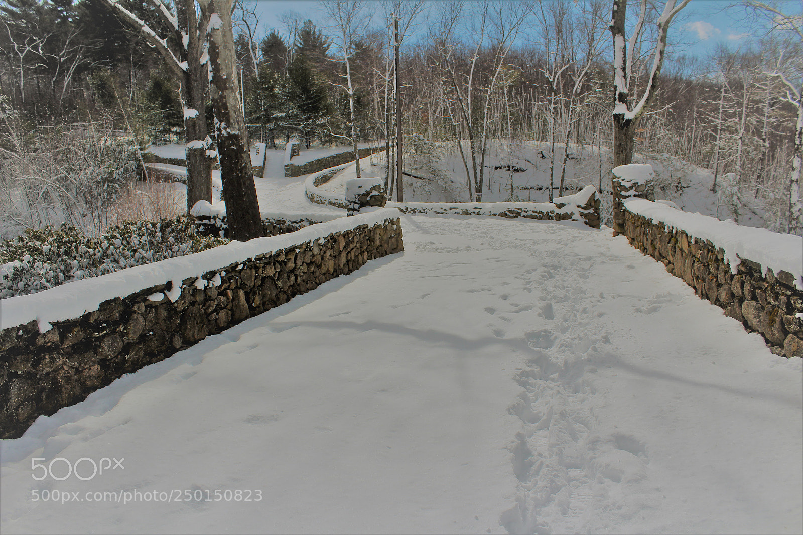 Canon EOS 1300D (EOS Rebel T6 / EOS Kiss X80) sample photo. Bridge over case mountain photography