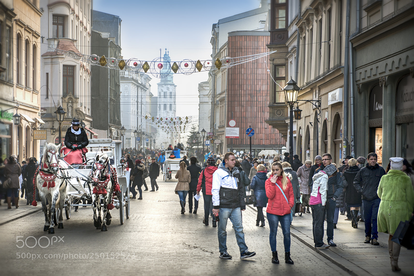 Nikon D800 sample photo. Krakow street scene / poland photography