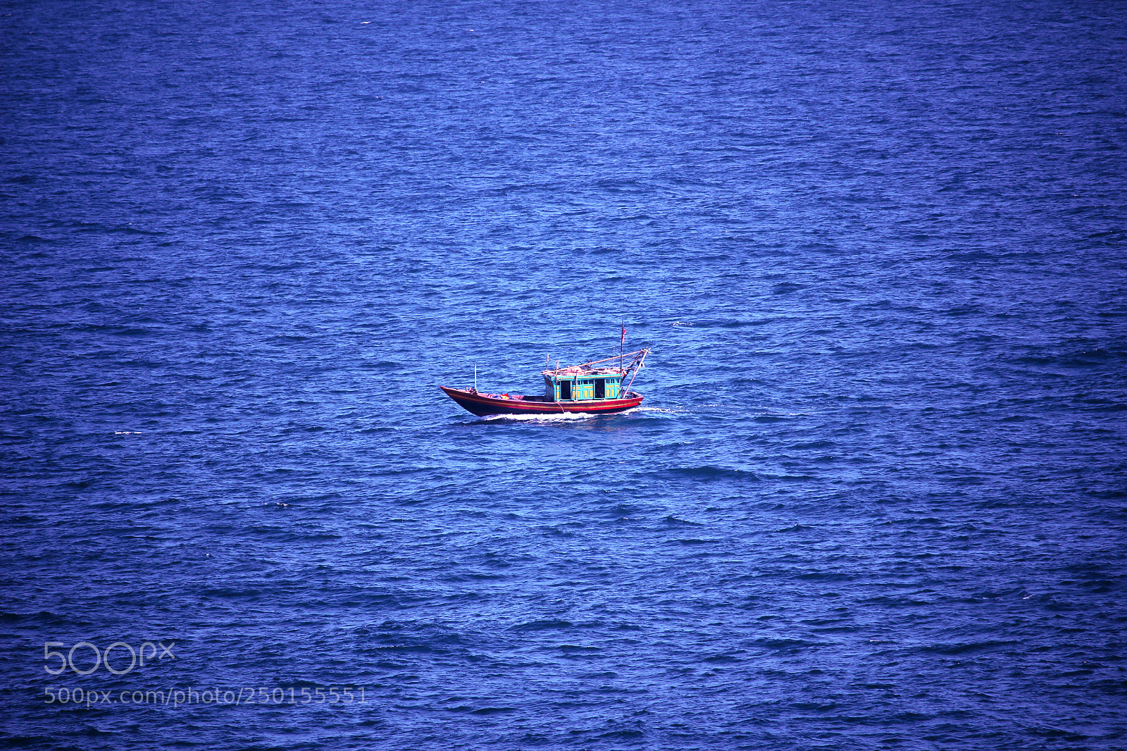 Canon EOS 100D (EOS Rebel SL1 / EOS Kiss X7) sample photo. Boat photography