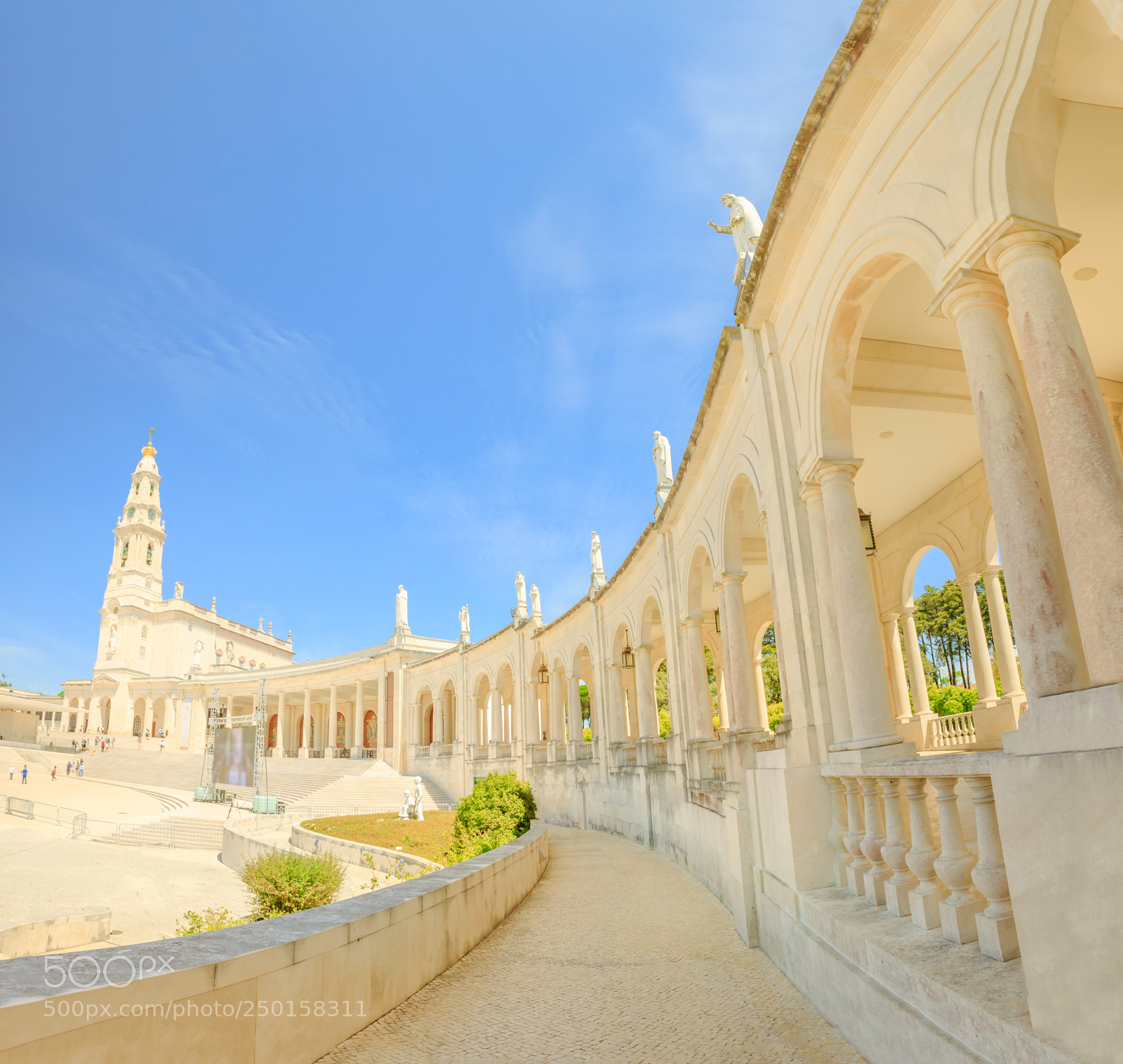 Canon EOS 5D Mark IV sample photo. Sanctuary fatima portugal photography