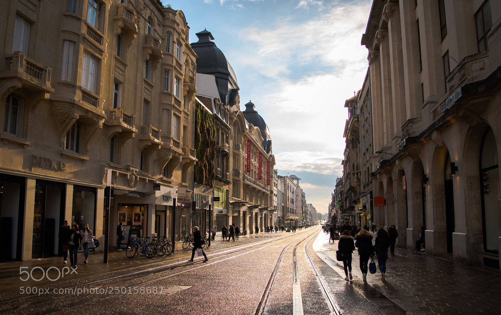 Nikon D5500 sample photo. The streets of reims photography