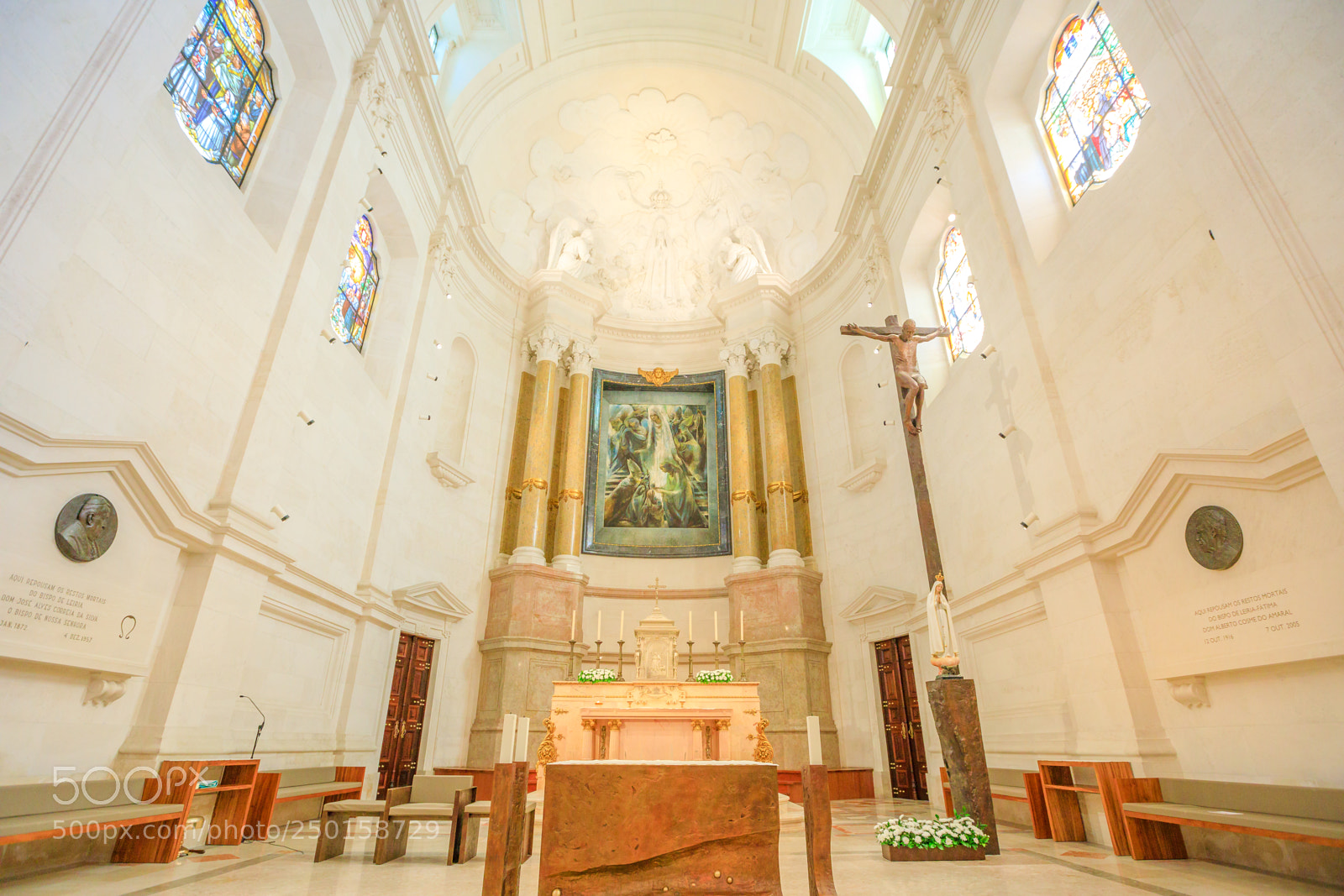 Canon EOS 5D Mark IV sample photo. Basilica of nossa senhora photography