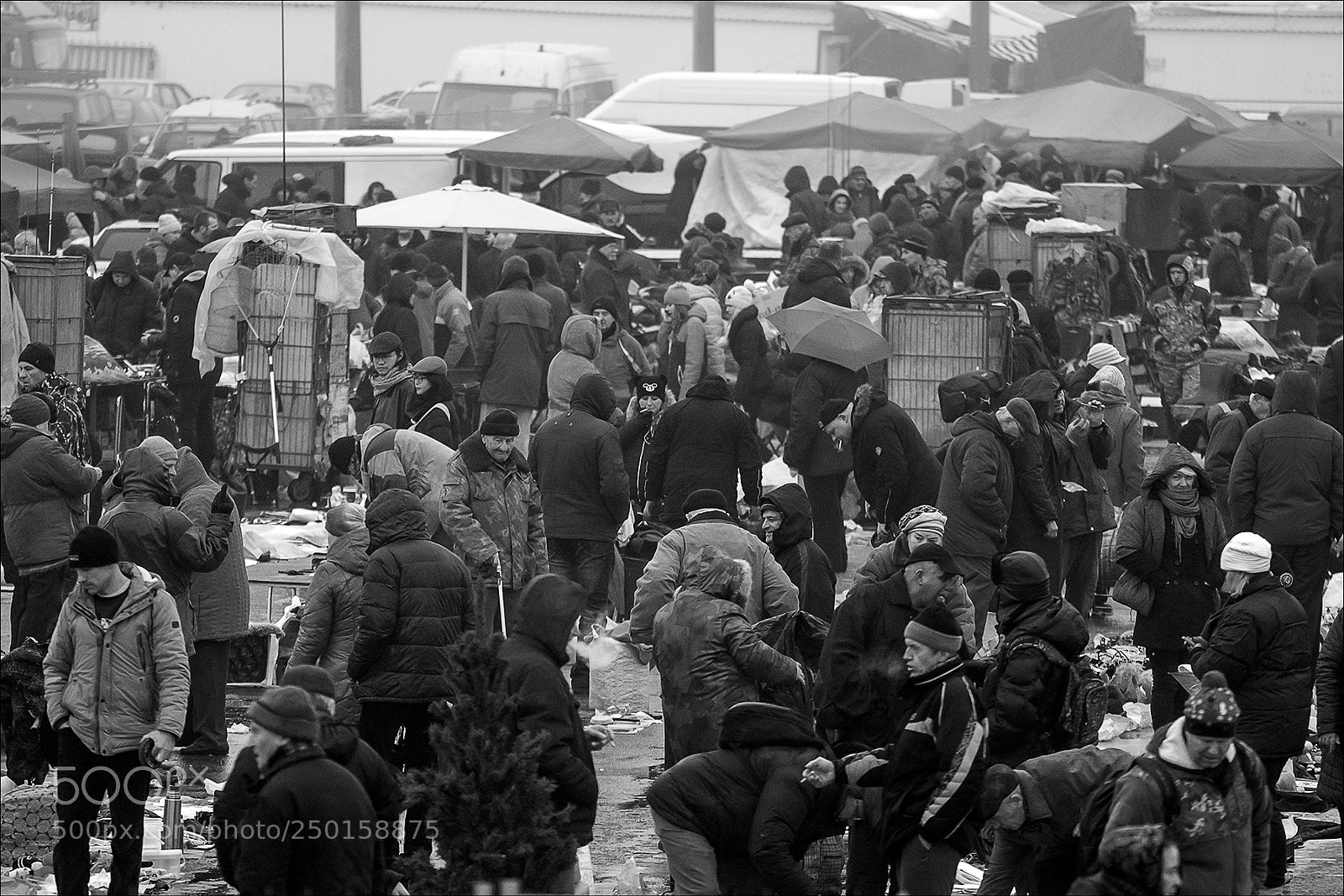Canon EOS 650D (EOS Rebel T4i / EOS Kiss X6i) sample photo. Flea market photography