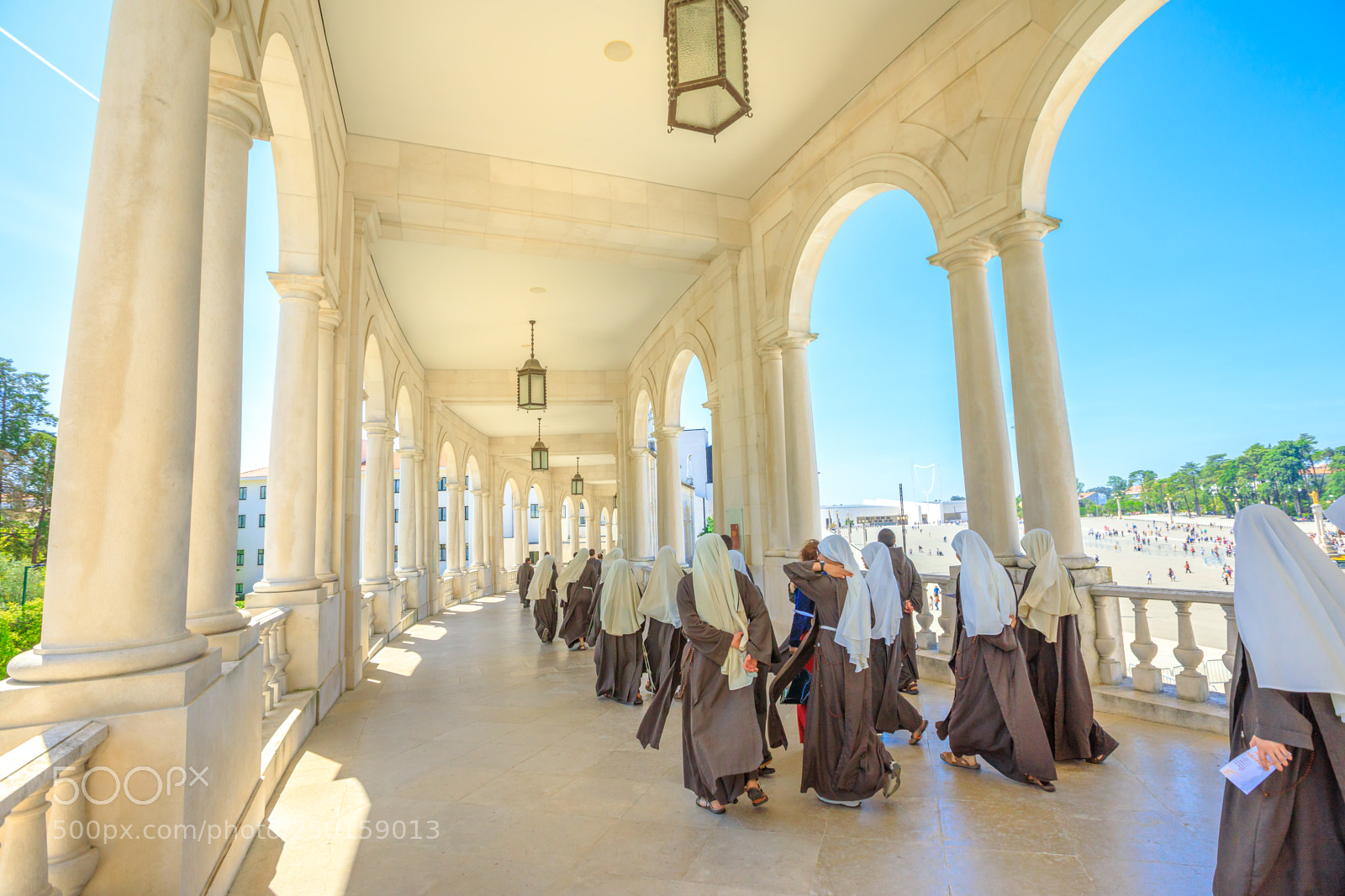Canon EOS 5D Mark IV sample photo. Catholic nuns at fatima photography