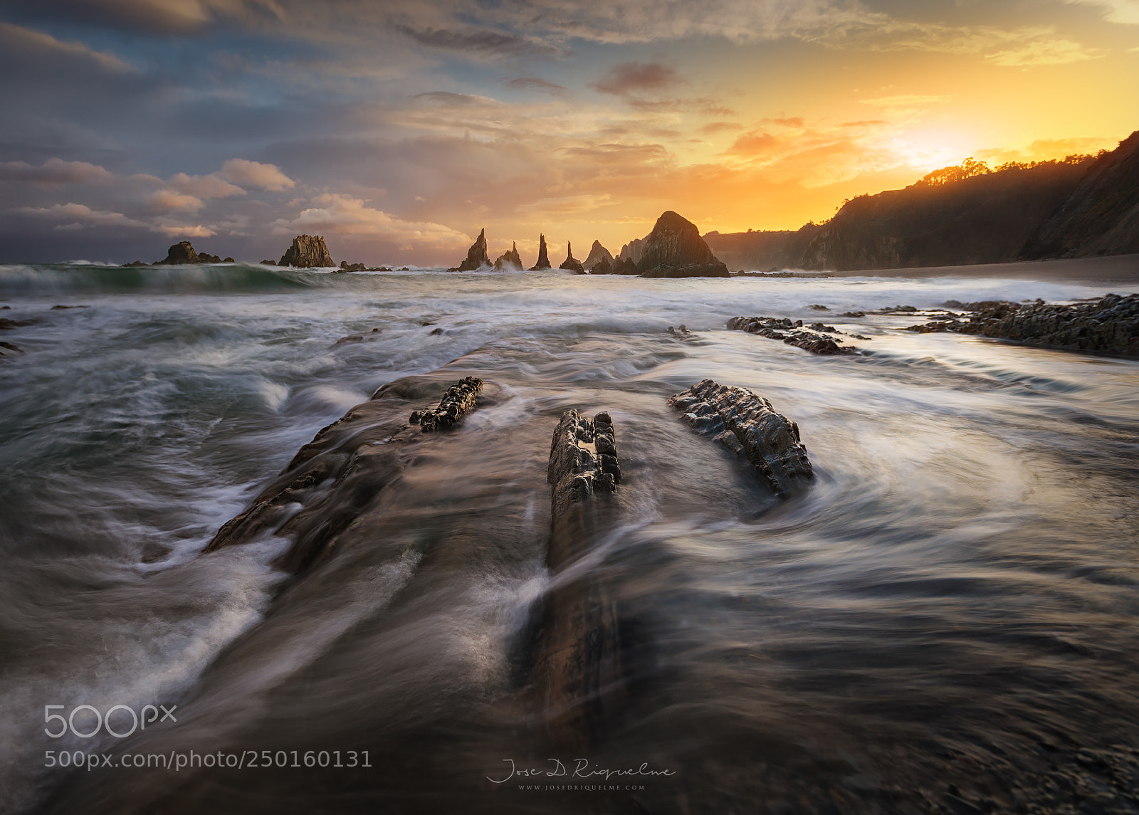 Canon EOS 6D Mark II sample photo. Gueirua beach photography