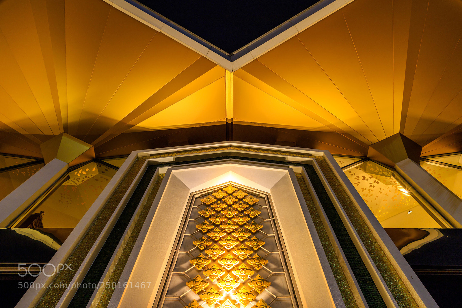 Canon EOS 6D Mark II sample photo. The golden land photography