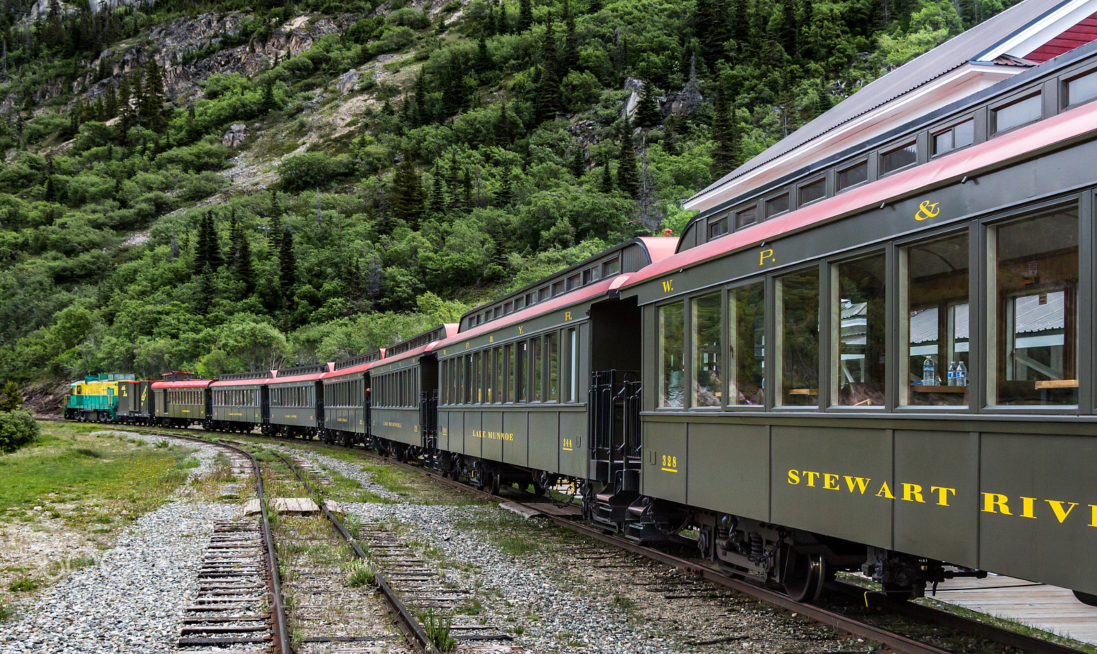 Canon EOS 700D (EOS Rebel T5i / EOS Kiss X7i) sample photo. White pass and yukon photography
