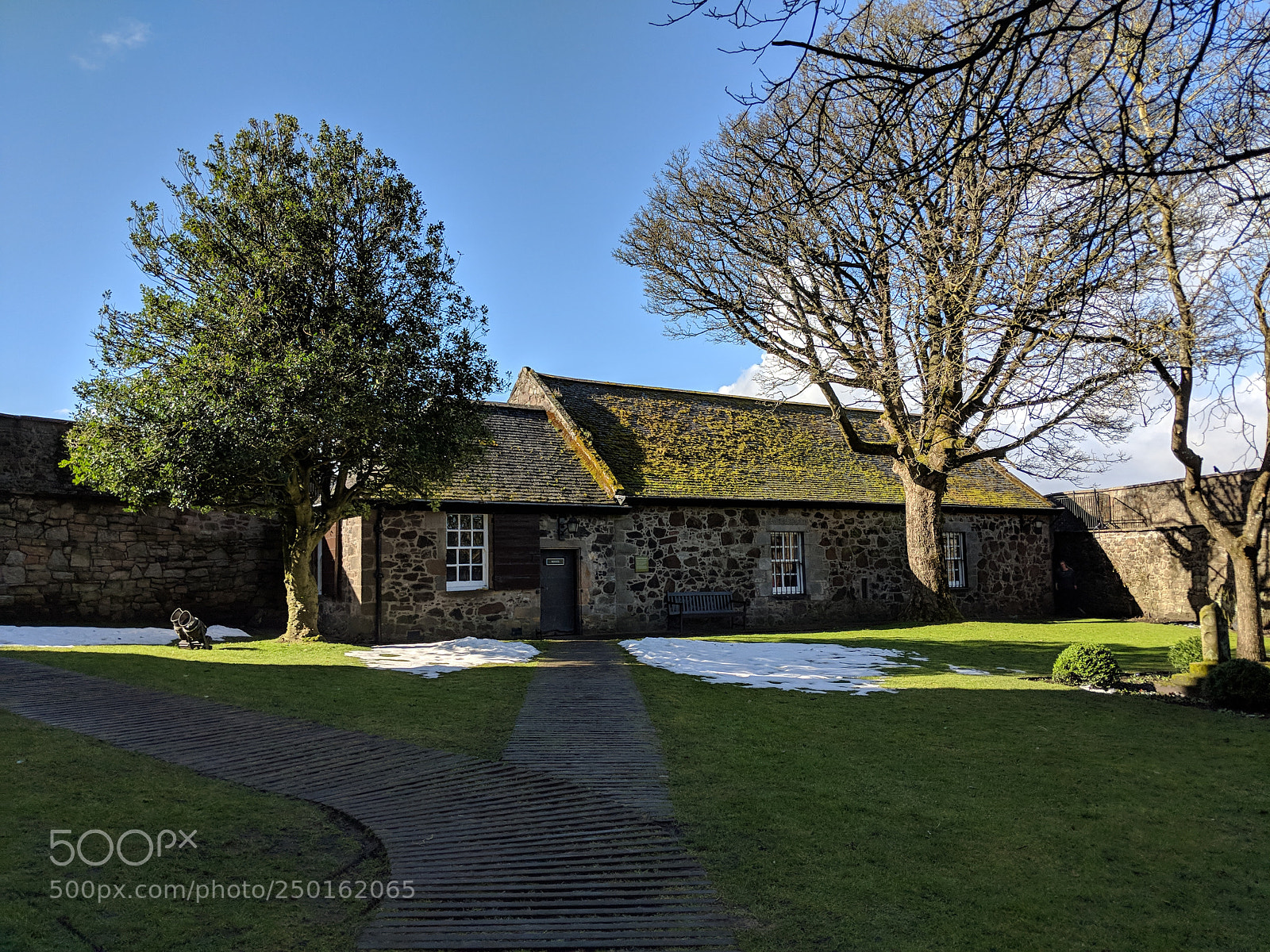 Google Pixel 2 XL sample photo. Castle cottage photography