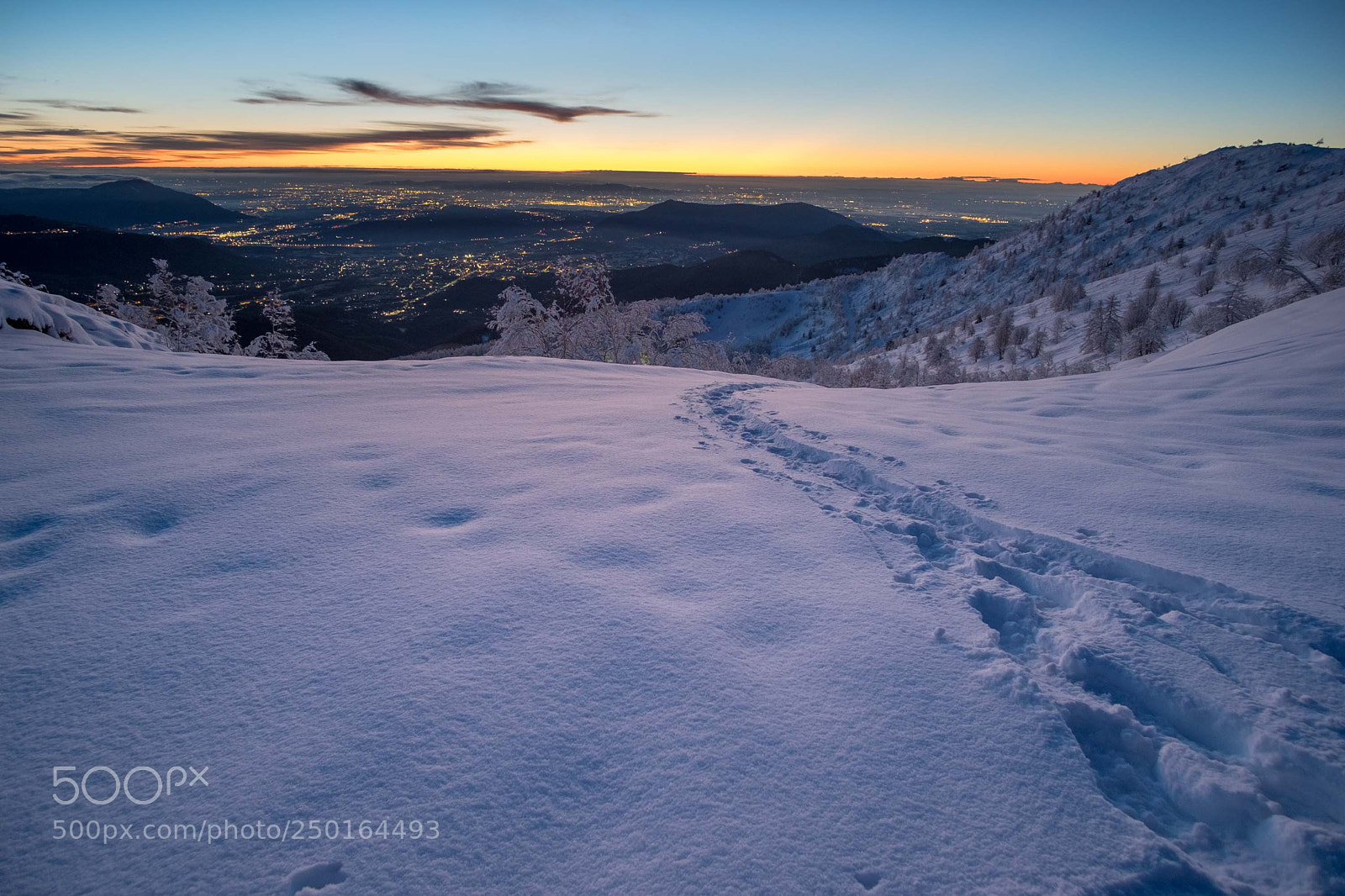 Fujifilm X-T1 sample photo. Blue hour photography
