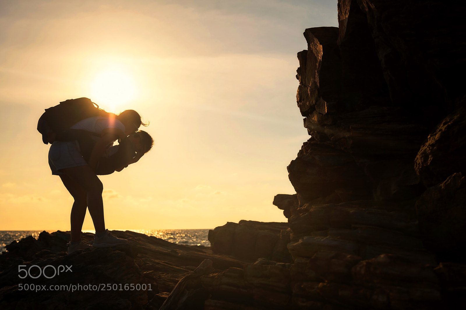 Nikon D810 sample photo. Silhouette mother kiss child photography