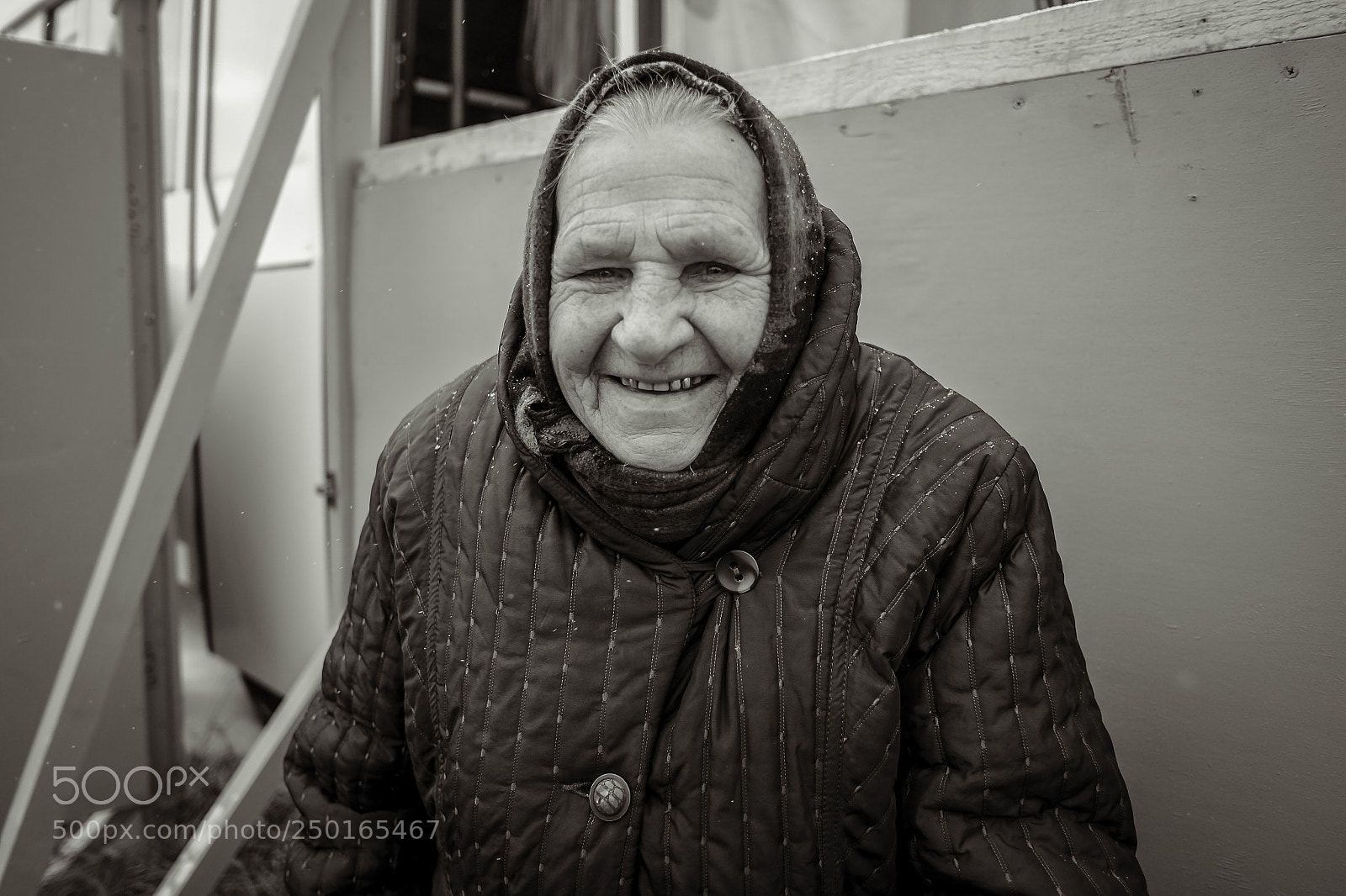 Fujifilm X-Pro1 sample photo. Babushka photography
