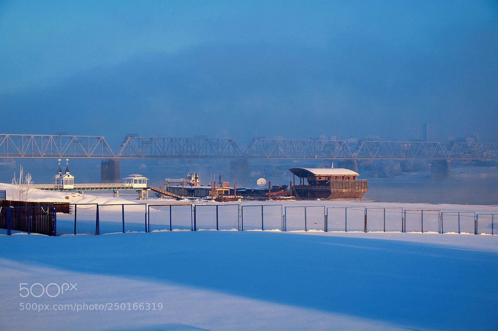 Fujifilm X-M1 sample photo. Morning in the river photography