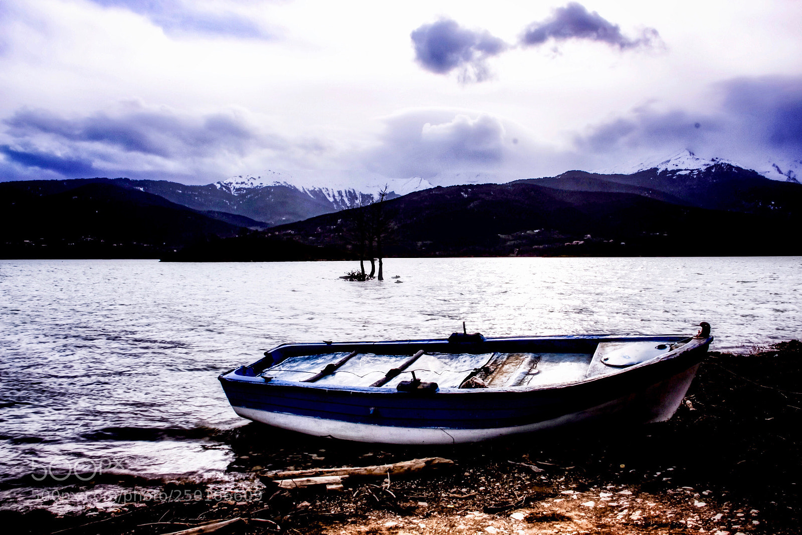 Canon EOS 700D (EOS Rebel T5i / EOS Kiss X7i) sample photo. My boat photography