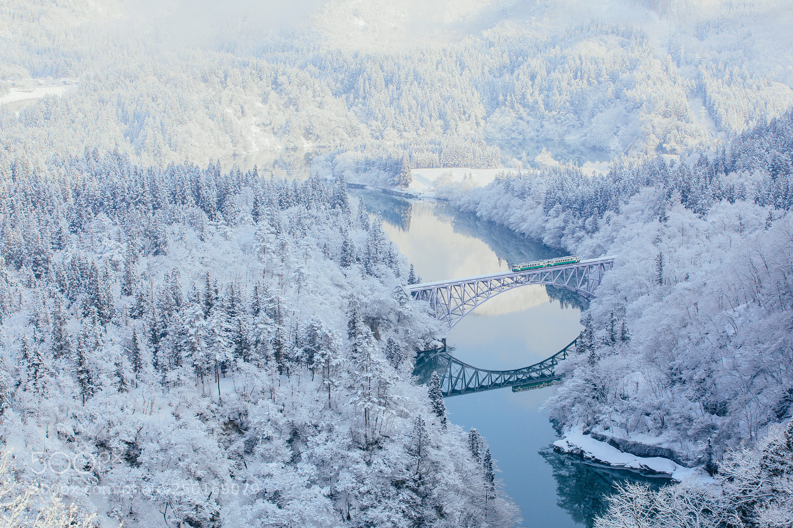Canon EOS 5D Mark IV sample photo. Tadami-line photography