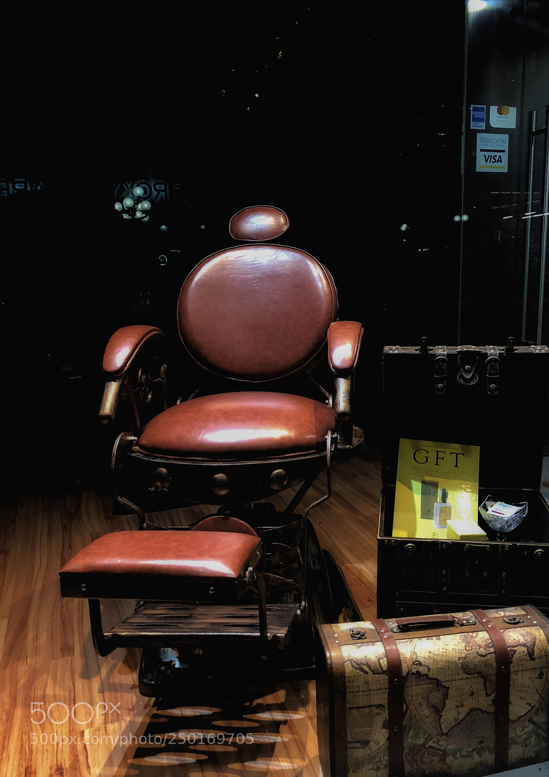 Apple iPhone 8 Plus sample photo. Haircut, anyone ? photography