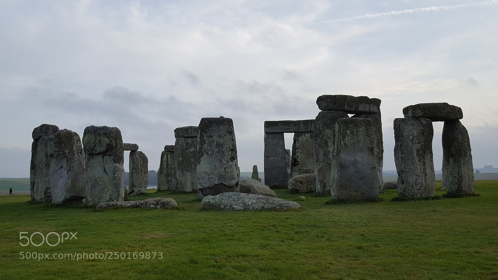 Samsung GALAXY S6 edge sample photo. Stonehenge on a rainy photography