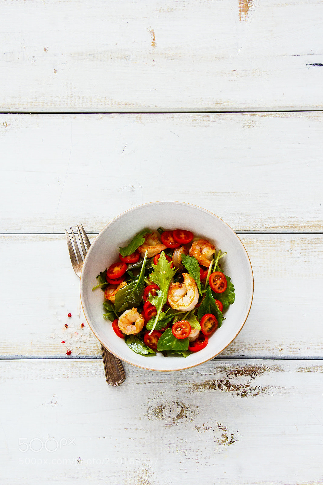 Canon EOS 700D (EOS Rebel T5i / EOS Kiss X7i) sample photo. Arugula salad with shrimp photography