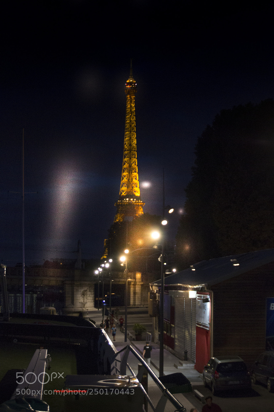 Canon EOS 600D (Rebel EOS T3i / EOS Kiss X5) sample photo. Paris photography